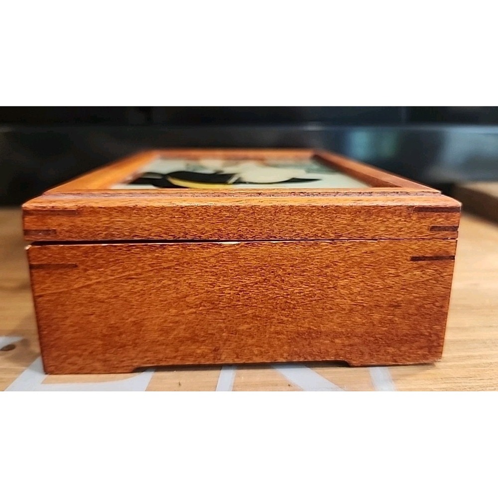 Geisha Girl  Asian Art  Trinket Jewelry Wood Box  6 In X 4 In & Playing Cards‎ - Picture 6 of 9